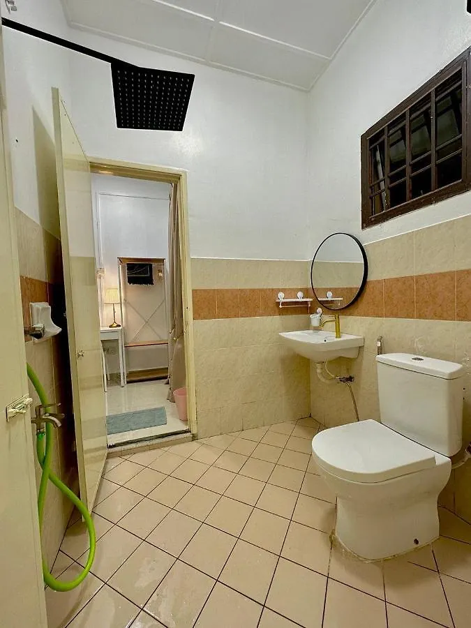 Mijanna Guesthouse - Джохор-Бару Дом отдыха